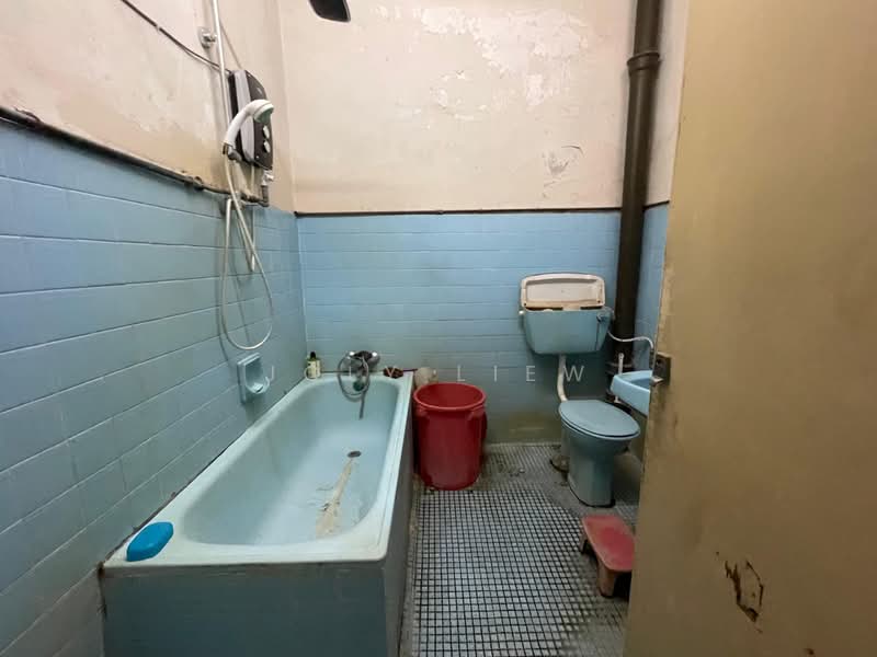 Rumah Teres 2 Tingkat untuk Dijual di Cheras (Kuala Lumpur) - Joly Liew - Bathroom - PropertyGuru.com.my