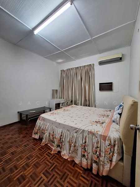 2-storey Terraced House for Sale in Taman Overseas Union (Taman Oug) (Jalan Klang Lama (Old Klang Road)) - Jackie Chong - Bedroom - PropertyGuru.com.my