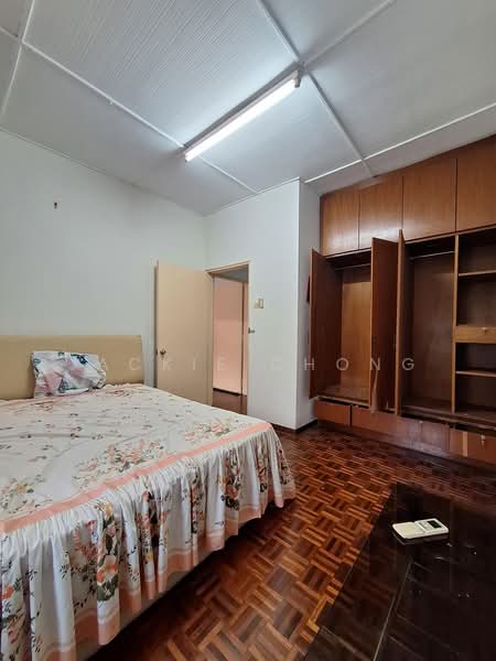 2-storey Terraced House for Sale in Taman Overseas Union (Taman Oug) (Jalan Klang Lama (Old Klang Road)) - Jackie Chong - Bedroom - PropertyGuru.com.my