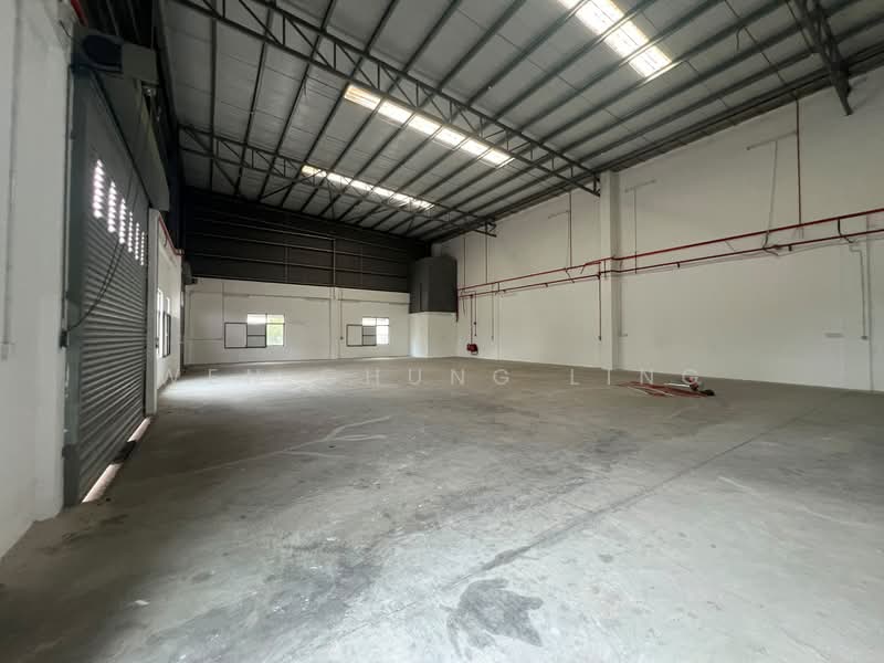 Warehouse for Rent in Eco Business Park 2 Senai (Senai) - Wen Chung Ling - Interior - PropertyGuru.com.my