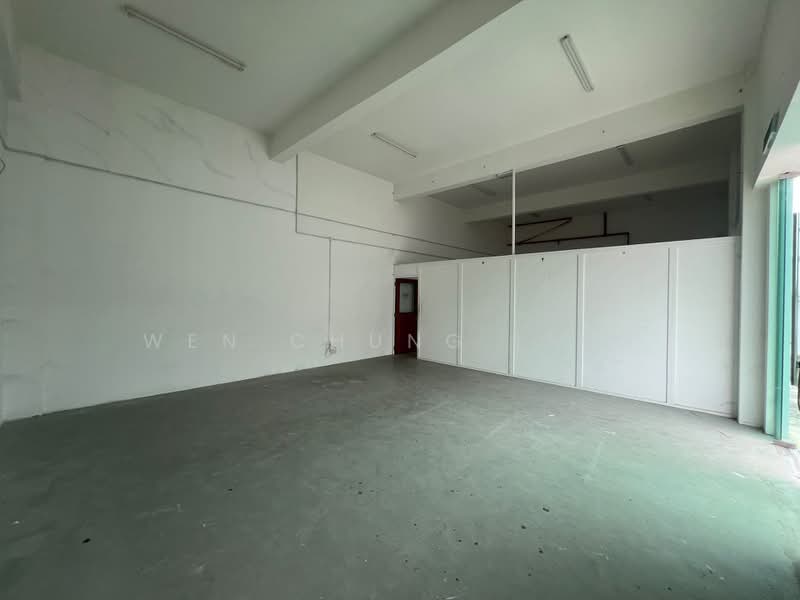 Warehouse for Rent in Eco Business Park 2 Senai (Senai) - Wen Chung Ling - Interior - PropertyGuru.com.my