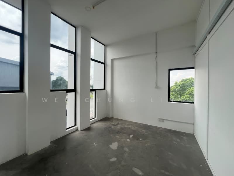 Warehouse for Rent in Eco Business Park 2 Senai (Senai) - Wen Chung Ling - Interior - PropertyGuru.com.my