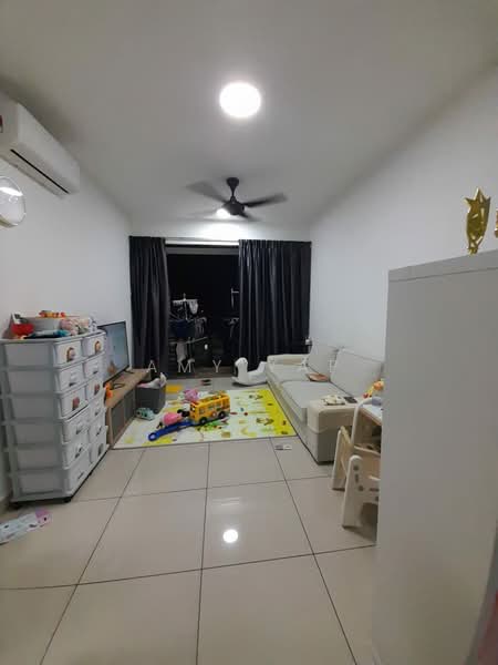 Kondominium untuk Disewa di Mizumi Residences - Amy Yap - Living Room - PropertyGuru.com.my