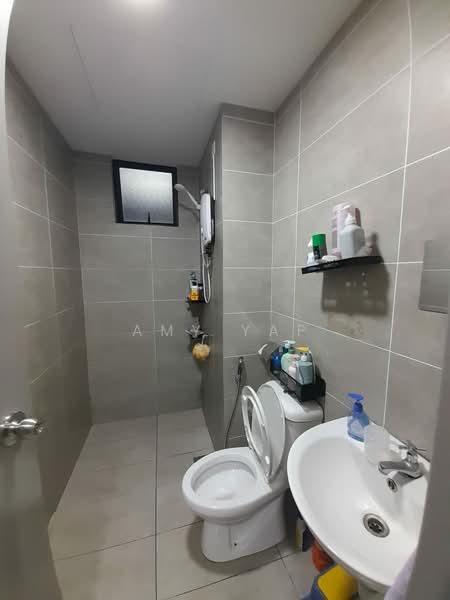 Kondominium untuk Disewa di Mizumi Residences - Amy Yap - Bathroom - PropertyGuru.com.my