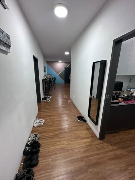 Kondominium untuk Disewa di Armani Residence - JOANNE NEOH MIN ER - Corridor - PropertyGuru.com.my