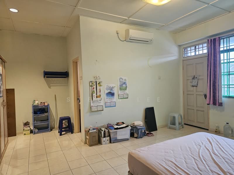 Rumah Teres 2 Tingkat untuk Dijual di Sungai Long (Bandar Sungai Long) - Stella Lee - Bedroom - PropertyGuru.com.my