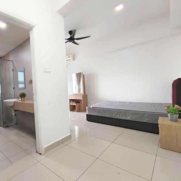 Servis Apartment untuk Disewa di Summerton - Ann Khor - Bedroom - PropertyGuru.com.my