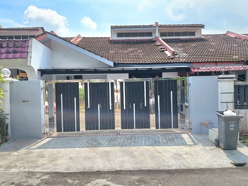 1-storey Terraced House for Sale in Taman Perling (Perling) - Jaz Lee - PropertyGuru.com.my