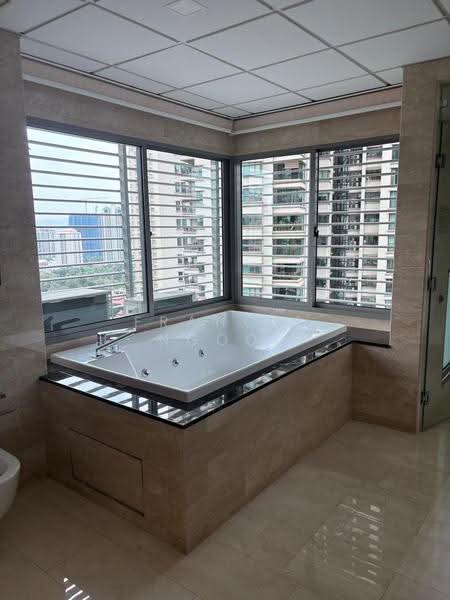 Kondominium untuk Disewa di 10 Mont Kiara @ MK10 - Francis Ngooi - Bathroom - PropertyGuru.com.my