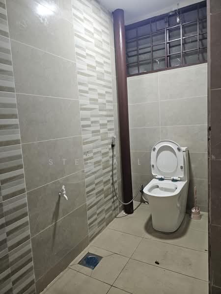 Shop for Rent in Bandar Kajang (Kajang) - Stella Lee - Bathroom - PropertyGuru.com.my