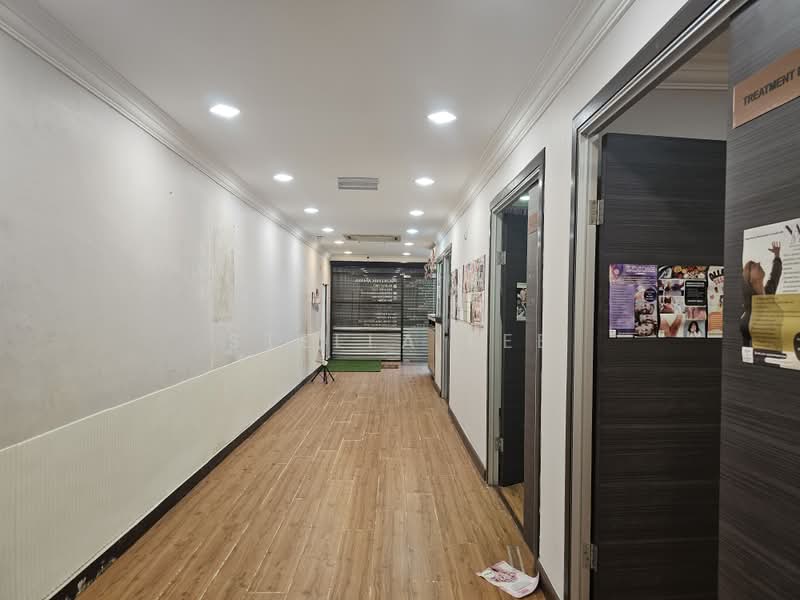 Shop for Rent in Bandar Kajang (Kajang) - Stella Lee - Corridor - PropertyGuru.com.my