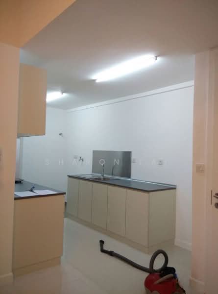 Kondominium untuk Disewa di Azelia Residence - Sharon Lai - Kitchen - PropertyGuru.com.my