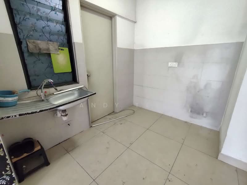 Service Residence for Sale at Alam Sanjung - Andy Tee - Kitchen - PropertyGuru.com.my
