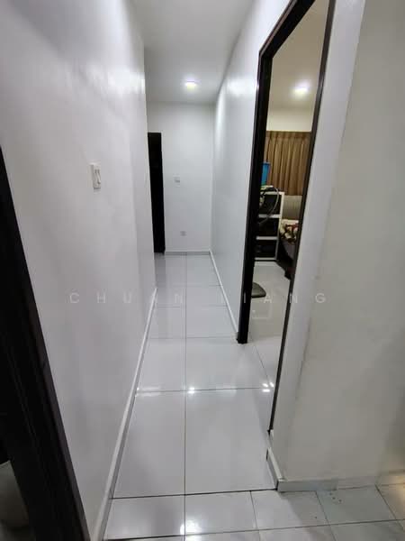 1-storey Terraced House for Sale in Taman Universiti (Skudai) - Chuan Liang - Corridor - PropertyGuru.com.my