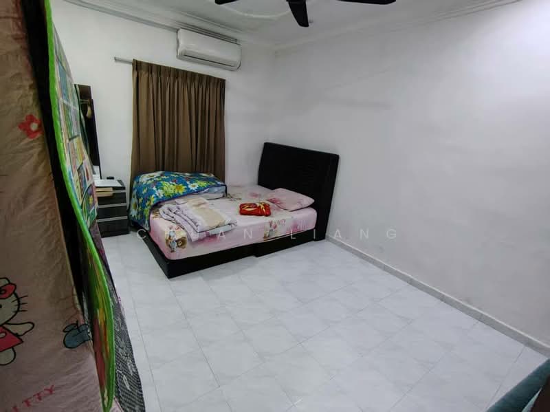 1-storey Terraced House for Sale in Taman Universiti (Skudai) - Chuan Liang - Bedroom - PropertyGuru.com.my