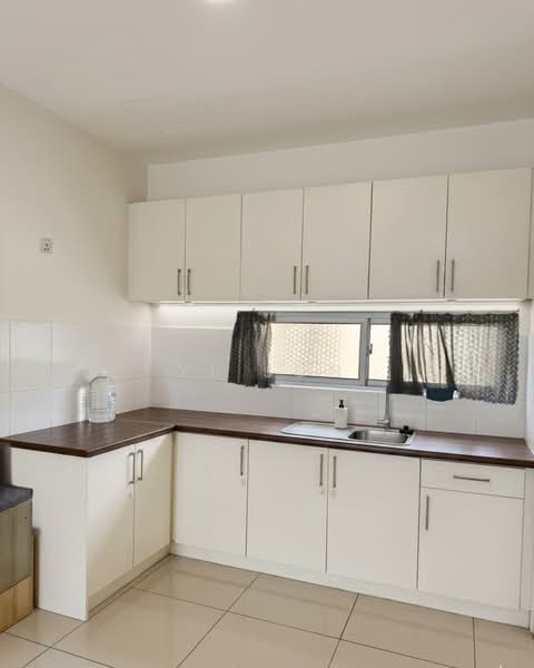 Kondominium untuk Disewa di Elevia Residences - Yi Jun - Kitchen - PropertyGuru.com.my