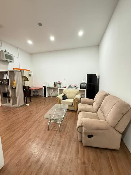 Kilang untuk Dijual di Eco Business Park 1 (Johor Bahru) - SY Ngo - Living Room - PropertyGuru.com.my
