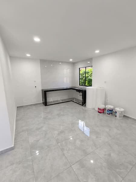 Rumah Teres 1 Tingkat untuk Dijual di Taman Universiti (Skudai) - Chuan Liang - Kitchen - PropertyGuru.com.my