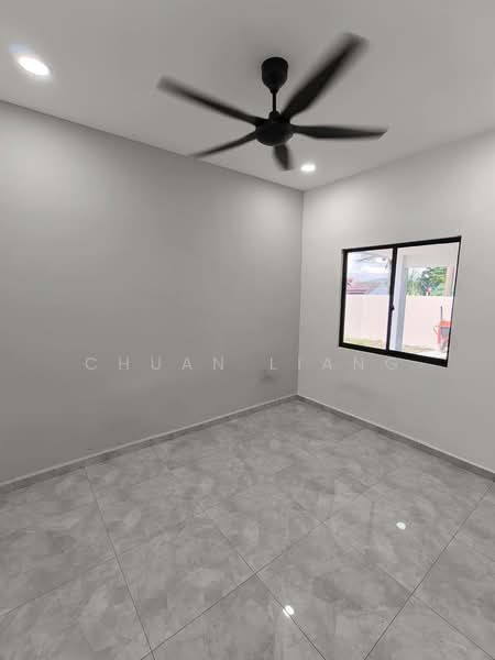 Rumah Teres 1 Tingkat untuk Dijual di Taman Universiti (Skudai) - Chuan Liang - Bedroom - PropertyGuru.com.my