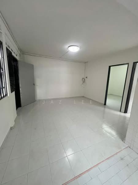 Flat for Sale at Flat Bandar Selesa Jaya @ Jalan Silat Gayong - Jaz Lee - PropertyGuru.com.my