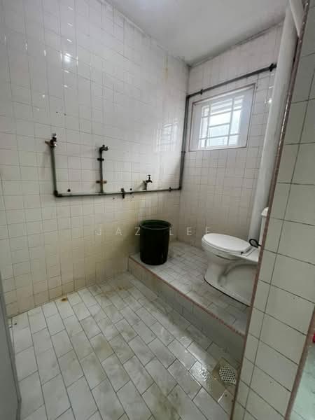 Flat for Sale at Flat Bandar Selesa Jaya @ Jalan Silat Gayong - Jaz Lee - PropertyGuru.com.my