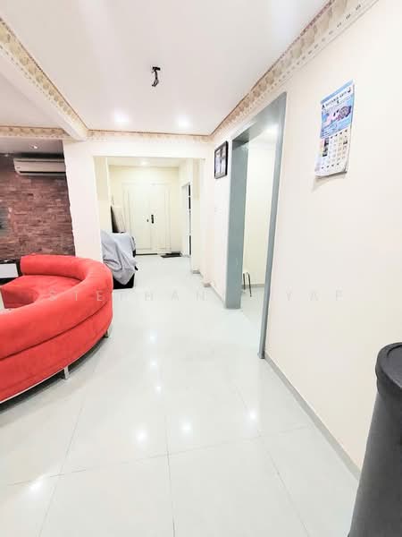 Rumah Teres 2-Tingkat untuk Disewa di Bandar Putera (Klang) - Stephanie Yap - Living Room - PropertyGuru.com.my