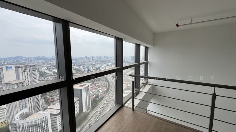 Servis Apartment untuk Dijual di Pinnacle Petaling Jaya - Johann Paul Gregory - View - PropertyGuru.com.my
