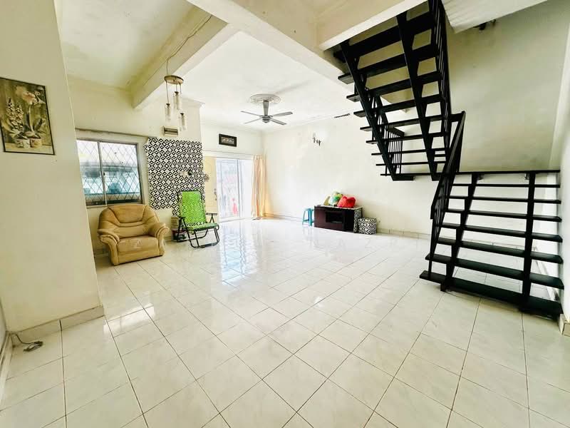 Rumah Teres 2 Tingkat untuk Dijual di Taman Dagang (Ampang) - Zaffur Nazri - PropertyGuru.com.my