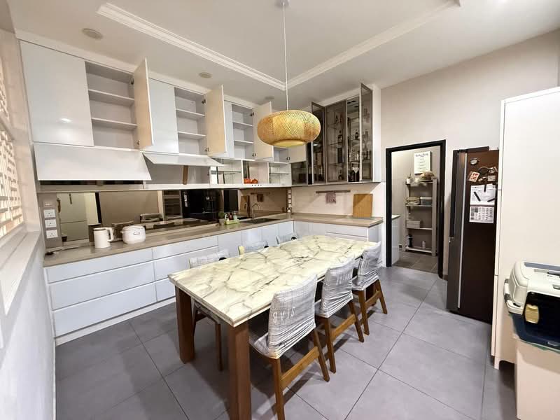 Cluster House for Sale in Taman Tropika (Kulai) - SY Ngo - Kitchen - PropertyGuru.com.my