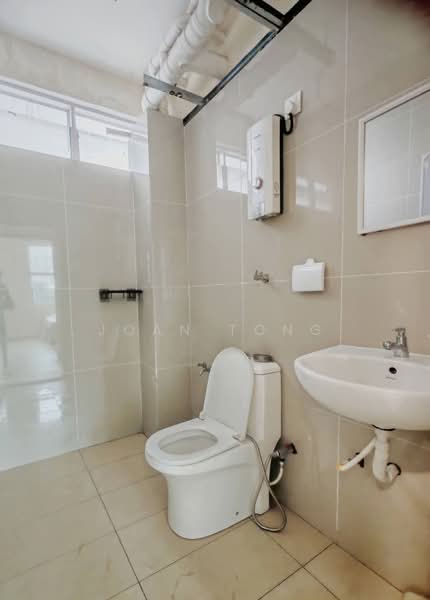 Pangsapuri untuk Dijual di Lake View Suites - Joan Tong - PropertyGuru.com.my