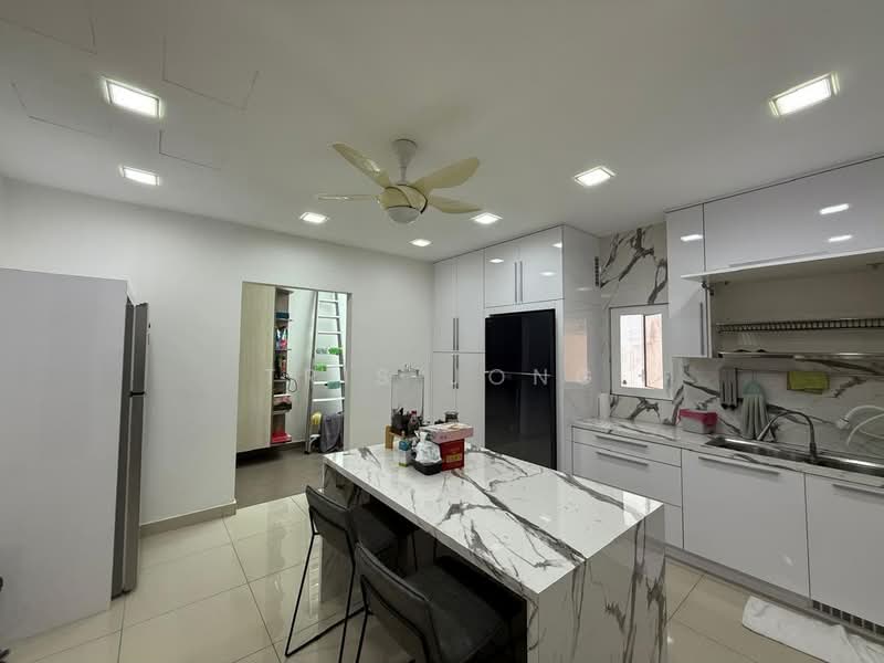 2-storey Terraced House for Sale in M Residence (Rawang) - Tris Jong - Kitchen - PropertyGuru.com.my