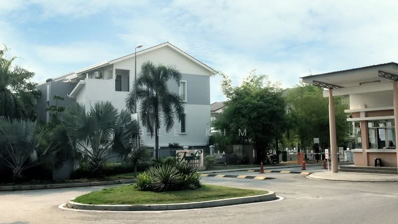 Semi-Detached House for Sale in Puchong (Selangor) - Bee Kim - Exterior - PropertyGuru.com.my