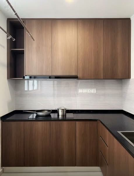 Servis Apartment untuk Dijual di Sunway Belfield - Cammie Loh - Kitchen - PropertyGuru.com.my
