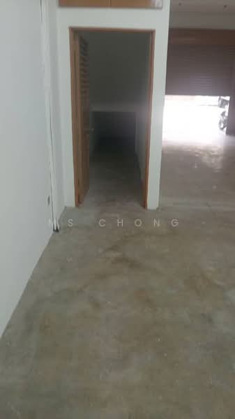 Shop for Rent in Bandar Pinggiran Subang (Shah Alam) - MS Chong - Interior - PropertyGuru.com.my