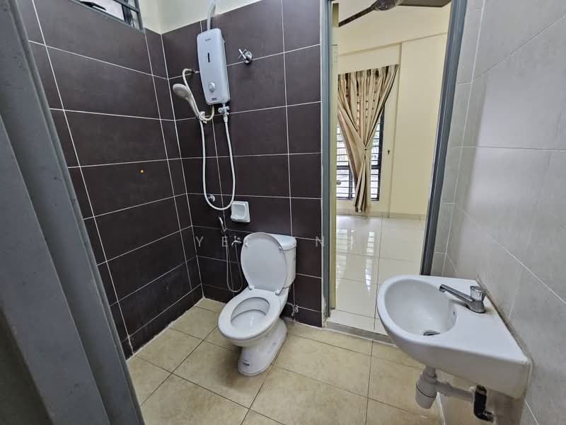 Semi-Detached House for Sale in Bandar Mahkota Cheras (Cheras) - Yee Eng - PropertyGuru.com.my
