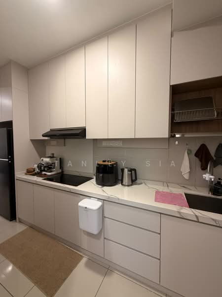 Kediaman Servis untuk Disewa di D'Vine - Stanley Sia - Kitchen - PropertyGuru.com.my