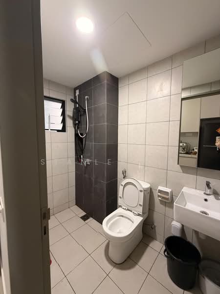 Kediaman Servis untuk Disewa di D'Vine - Stanley Sia - Bathroom - PropertyGuru.com.my