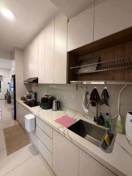 Kediaman Servis untuk Disewa di D'Vine - Stanley Sia - Kitchen - PropertyGuru.com.my