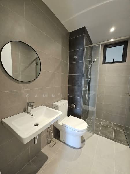 Servis Apartment untuk Disewa di Sunway Belfield - Cammie Loh - Bathroom - PropertyGuru.com.my