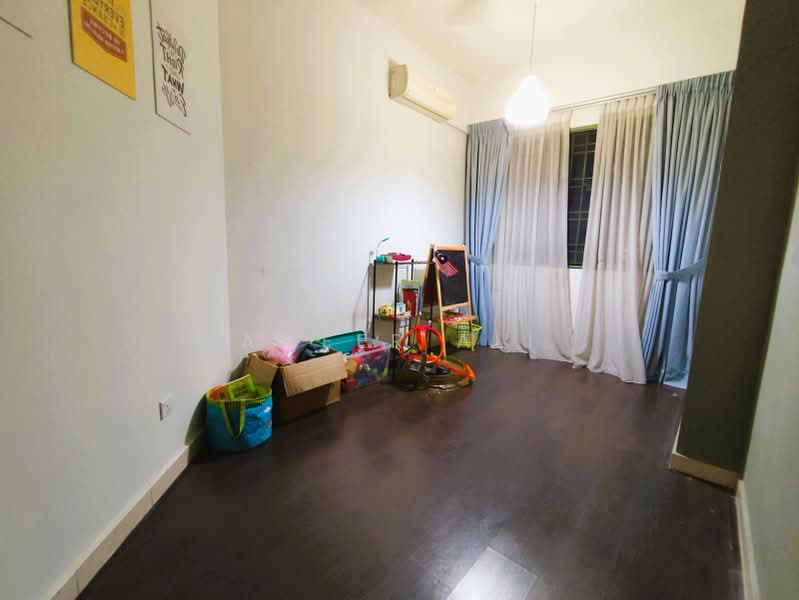 Kondominium untuk Dijual di Villa Wangsamas - Ameer Ali - Living Room - PropertyGuru.com.my