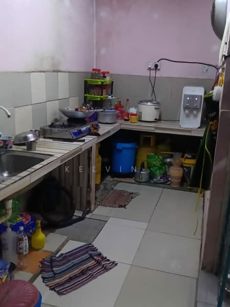 1-storey Terraced House for Sale in Serendah (Rawang) - Kelvin . - Kitchen - PropertyGuru.com.my