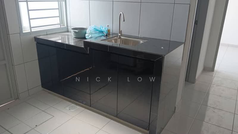 Rumah Teres 1 Tingkat untuk Disewa di Bandar Putra (Kulai) - Nick Low - Kitchen - PropertyGuru.com.my