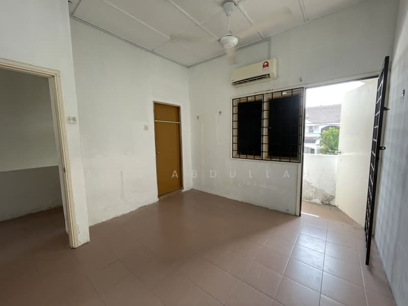 Rumah Teres 2 Tingkat untuk Disewa di Usj 6 (Subang Jaya) - Aziz Abdullah - PropertyGuru.com.my