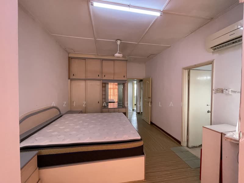 Terraced House for Rent in Usj 2 (Subang Jaya) - Aziz Abdullah - PropertyGuru.com.my