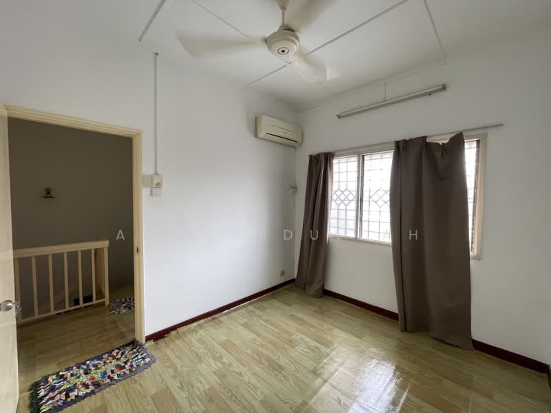 Terraced House for Rent in Usj 2 (Subang Jaya) - Aziz Abdullah - PropertyGuru.com.my