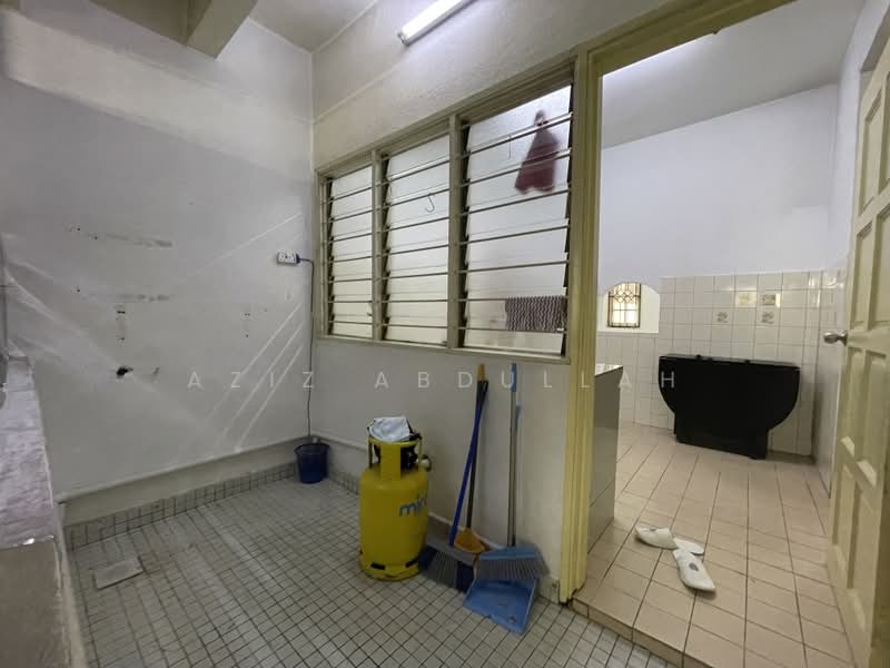 Terraced House for Rent in Usj 2 (Subang Jaya) - Aziz Abdullah - PropertyGuru.com.my