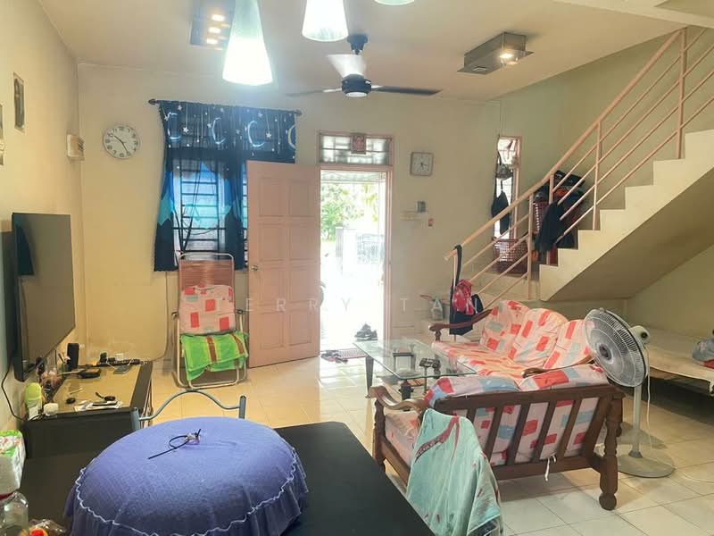 Rumah Teres 2 Tingkat untuk Dijual di Gelang Patah (Johor) - Terry Tan - Living Room - PropertyGuru.com.my