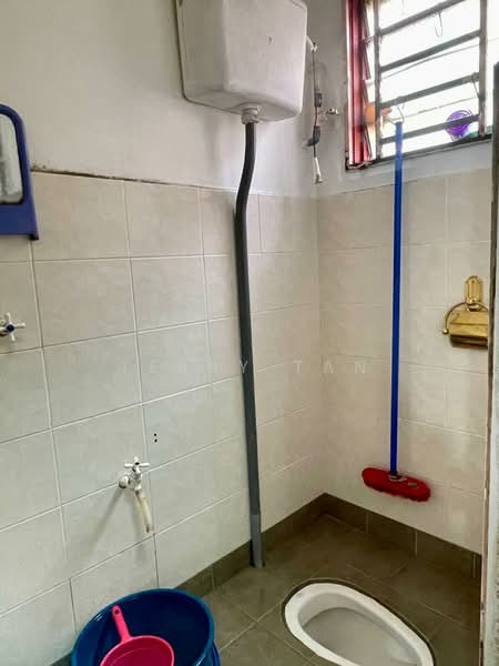 Rumah Teres 2 Tingkat untuk Dijual di Gelang Patah (Johor) - Terry Tan - Bathroom - PropertyGuru.com.my