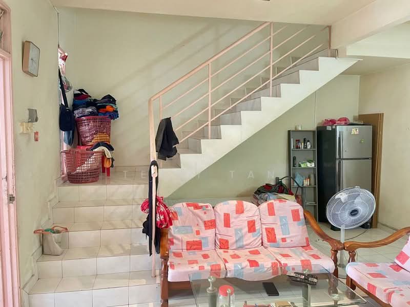 Rumah Teres 2 Tingkat untuk Dijual di Gelang Patah (Johor) - Terry Tan - Living Room - PropertyGuru.com.my