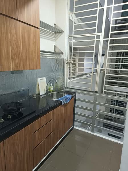 Servis Apartment untuk Dijual di Sky View - SY Ngo - Kitchen - PropertyGuru.com.my